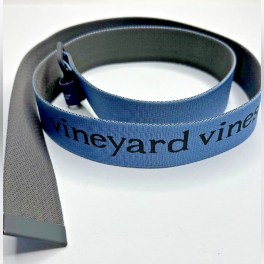 Vineyard Vines || Men’s two toned reversible Belt size Large